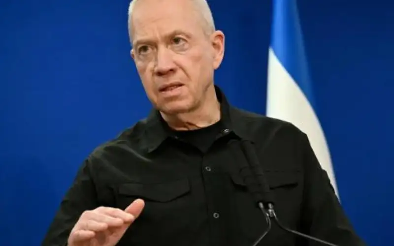 غالانت يقر خطة عسكرية لتأمين افتتاح