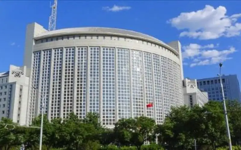 الصين تدين الهجمات على المدنيين في