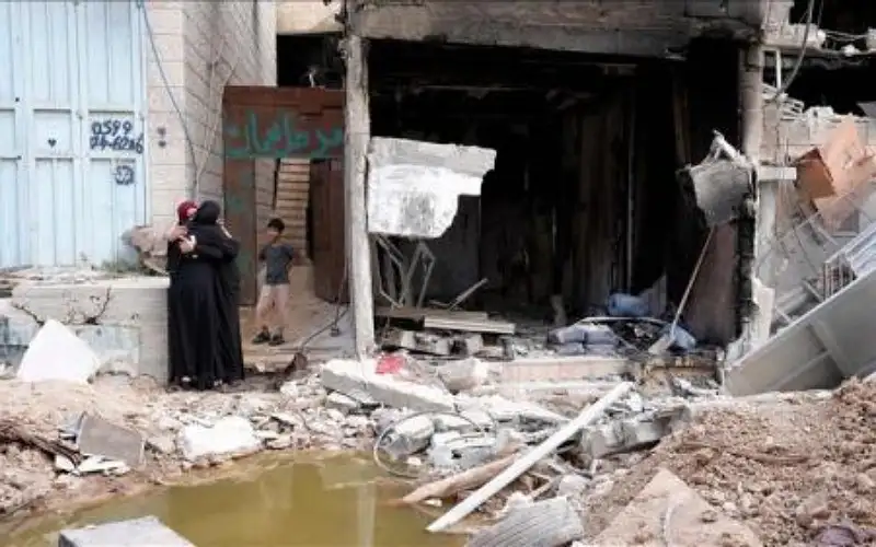 الضفة .. عائلات تنزح من الحي