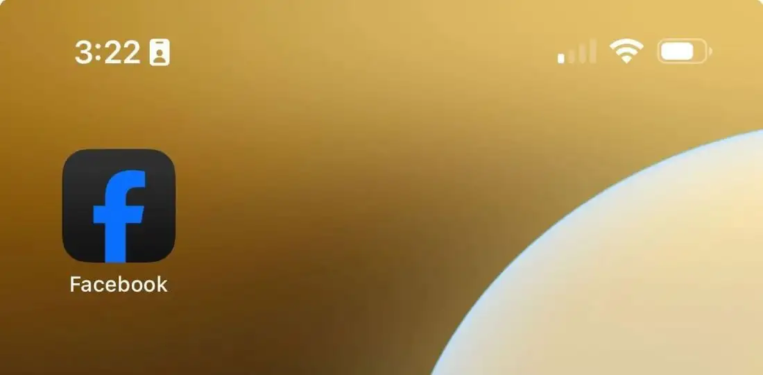 خطأ تقني وراء تغيير لون أيقونة