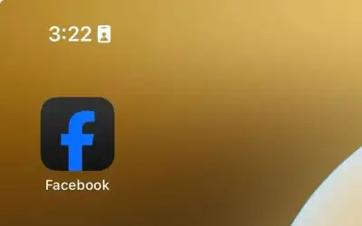 خطأ تقني وراء تغيير لون أيقونة