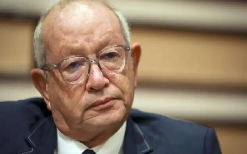 ملياردير مصري يعرض قصره للبيع.. كم