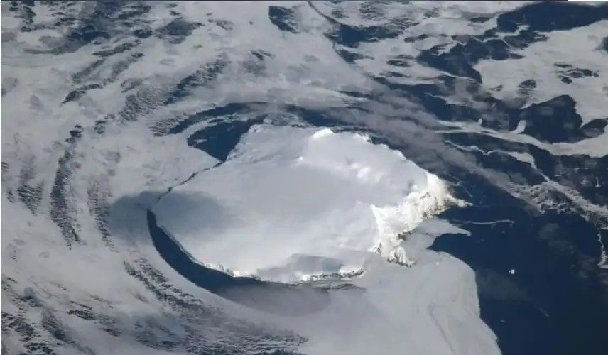 إنترنت غامض في الجزيرة الأكثر عزلة