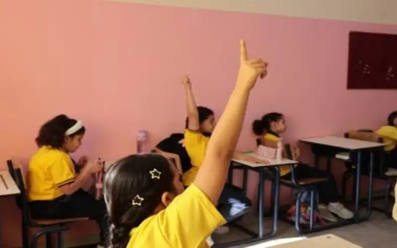 التربية: قرار تعليق دوام المدارس يومي