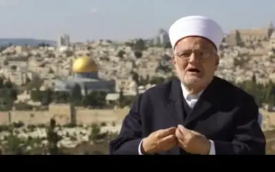الاحتلال يستدعي خطيب الأقصى عكرمة صبري