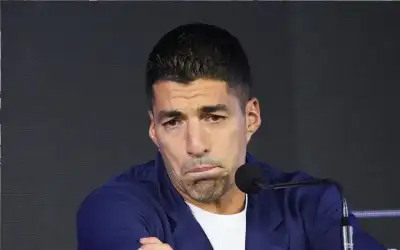 رسميا: سواريز يودع منتخب أوروجواي بعد