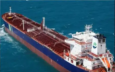 السعودية تنفي استهداف الناقلة أمجاد في