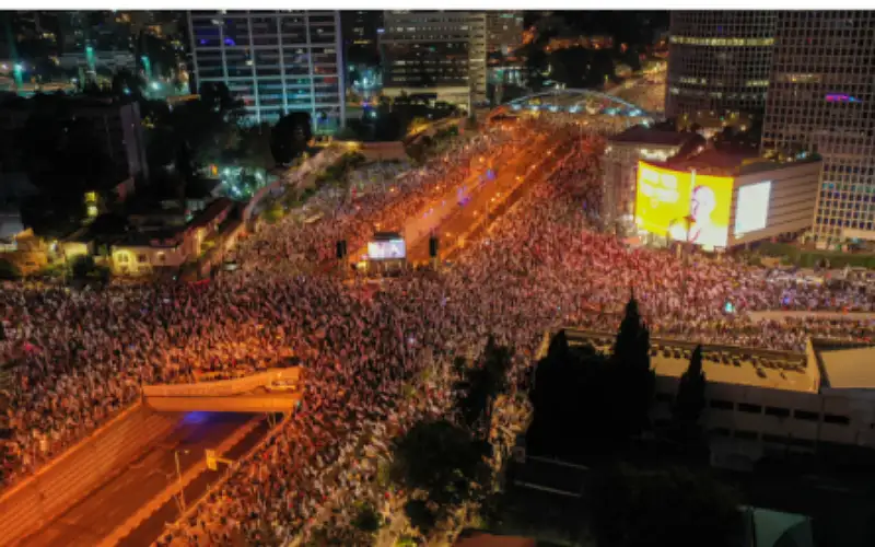 مظاهرات وسط إسرائيل للمطالبة بصفقة تبادل