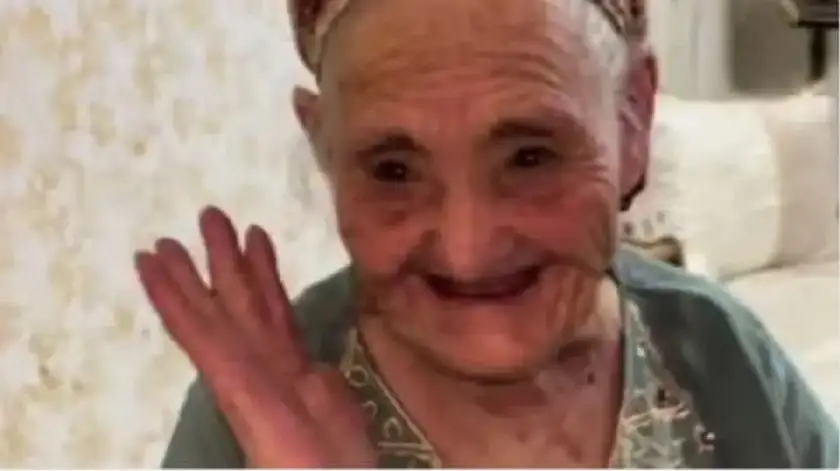 جدل في الجزائر .. فيديوهات لجدات