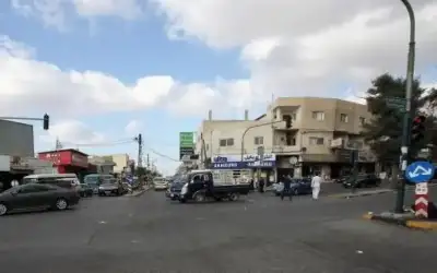 حملة لإزالة الاعتداءات على الطرق والأرصفة