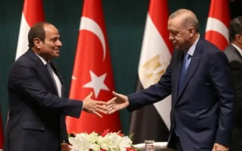 كاتب إسرائيلي: خطط احتلال غزة تقرب