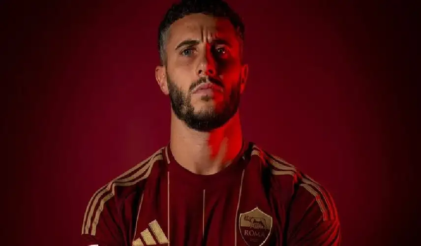 يويفا يعاقب روما ويهدد ناد تركي