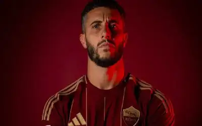 يويفا يعاقب روما ويهدد ناد تركي