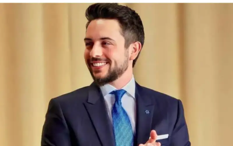 ولي العهد يهنئ خطاب وهندي بذهبية