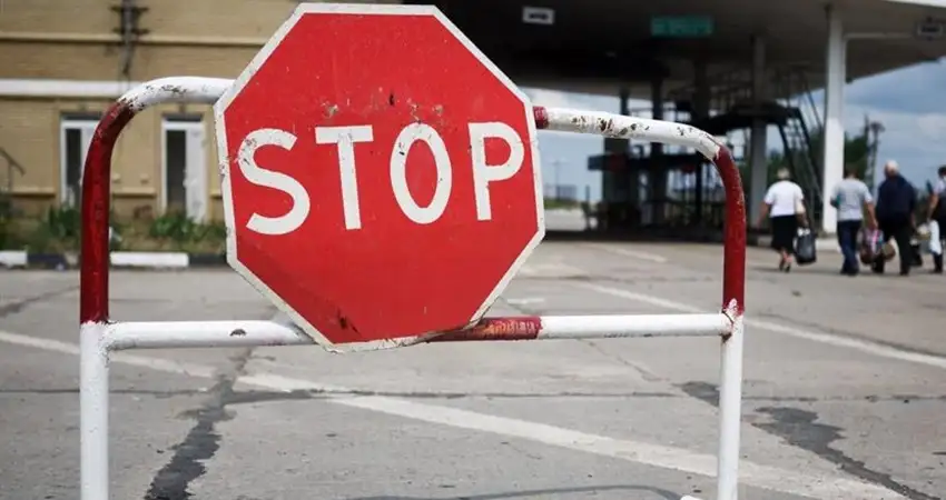 أردني يقتل 3 إسرائيليين عند معبر