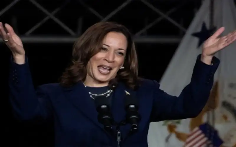 هاريس تعتزم بدء جولة انتخابية في