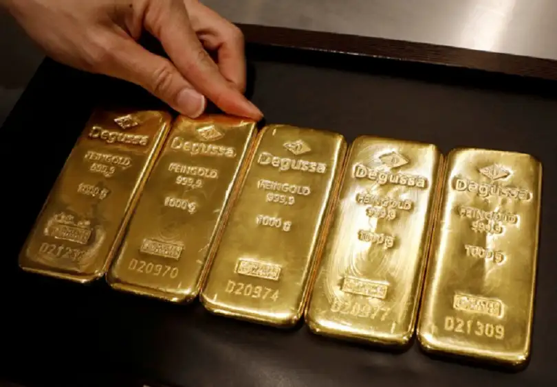 الذهب ينخفض قبيل صدور بيانات تضخم