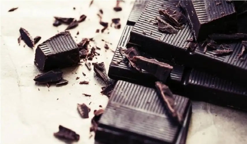 7 فوائد لتناول الشوكولا الداكنة بانتظام