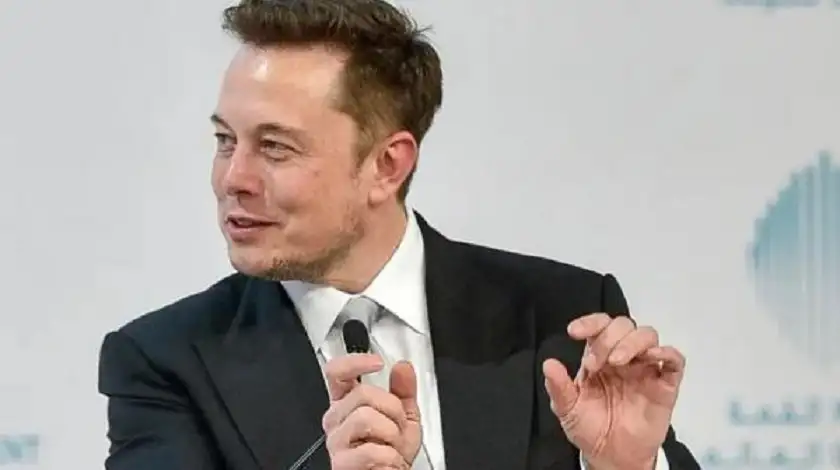 إيلون ماسك قد يصبح أول تريليونير