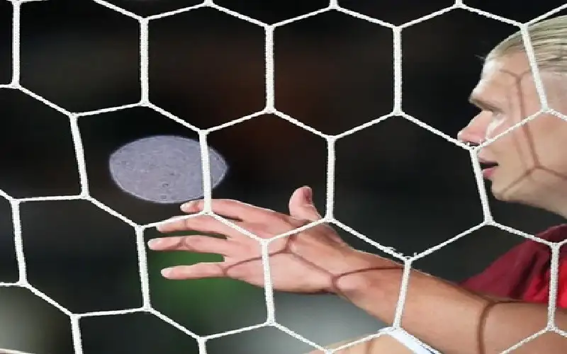 هدف وحيد يفصل هالاند عن إنجاز