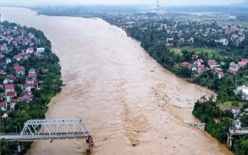 فيتنام.. مقتل 143 شخصا على الأقل