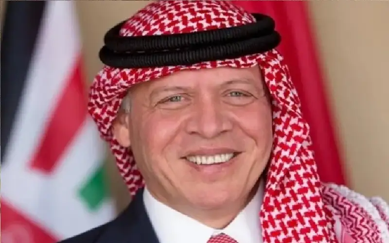 الملك يجري اتصالا مع الرئيس الجزائري