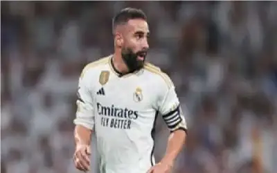 ريال مدريد يضع مستقبل كارفخال بين