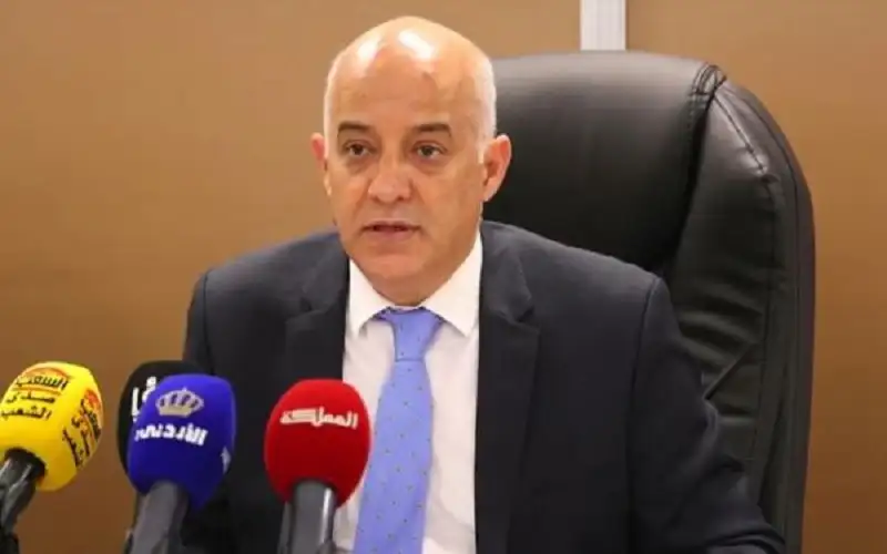 مبيضين: تعديل ضريبة السيارات والدخان لحماية