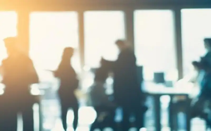 صدور نظام معدل يسمح لموظفين في