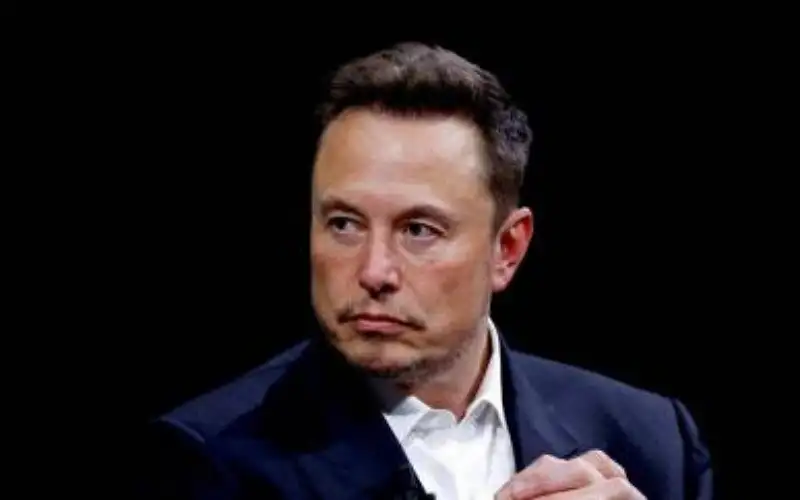 ماسك: لن نصل إلى المريخ أبدا