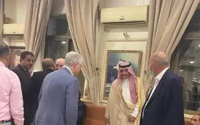 السفير السديري يعزي عشيرة ‫الفايز