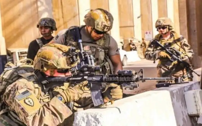 الجيش الأميركي يعلن قتل عضو في