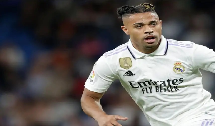 ماريانو يدرس عرض فلامينغو