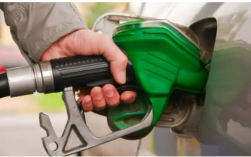 الطاقة: انخفاض أسعار المشتقات النفطية عالميا