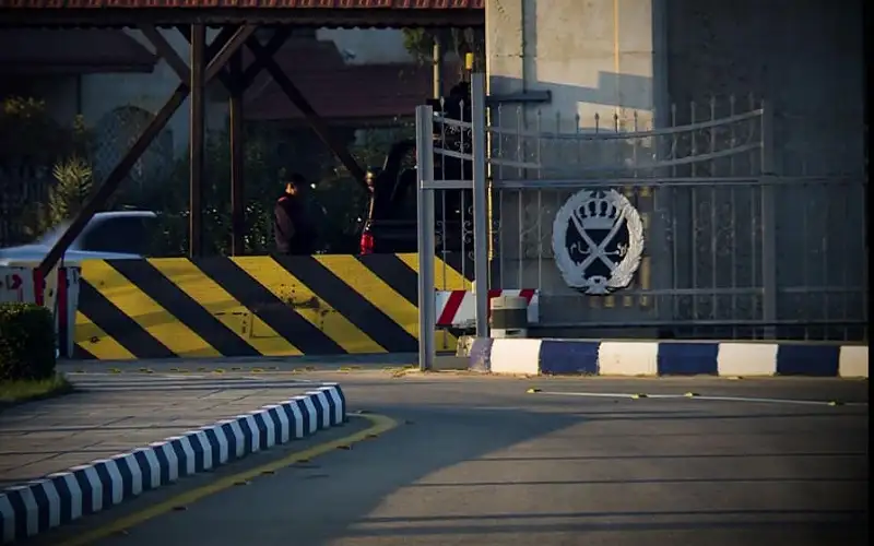 شخص يقتل والده ويدفن جثته لإخفاء