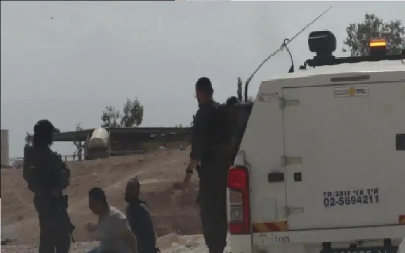 مستوطنون يعتدون على مدرسة شمال اريحا