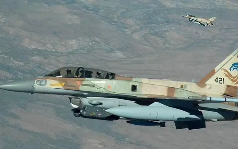 جيش الاحتلال يقيل طيارا رفض المشاركة