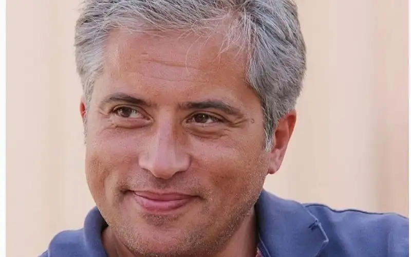 النساء يردن إلهاءنا بوسامة جعفر حسان