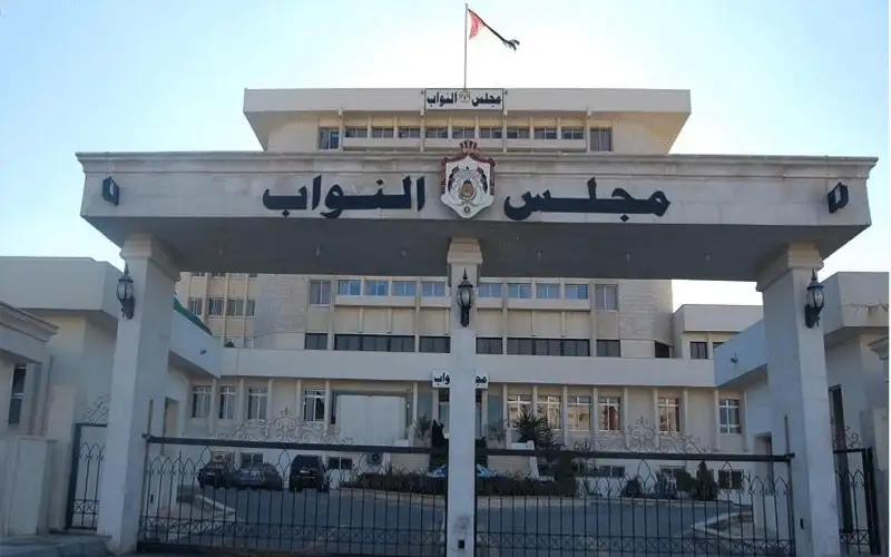 لماذا وصف النائب مجلس النواب بالكرخانة؟