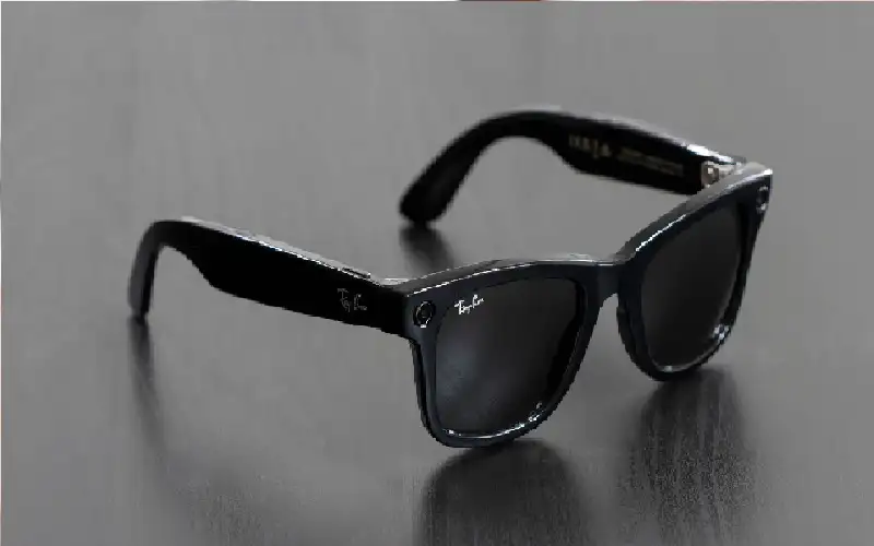 راي بان وميتا تطوران أجيالا من