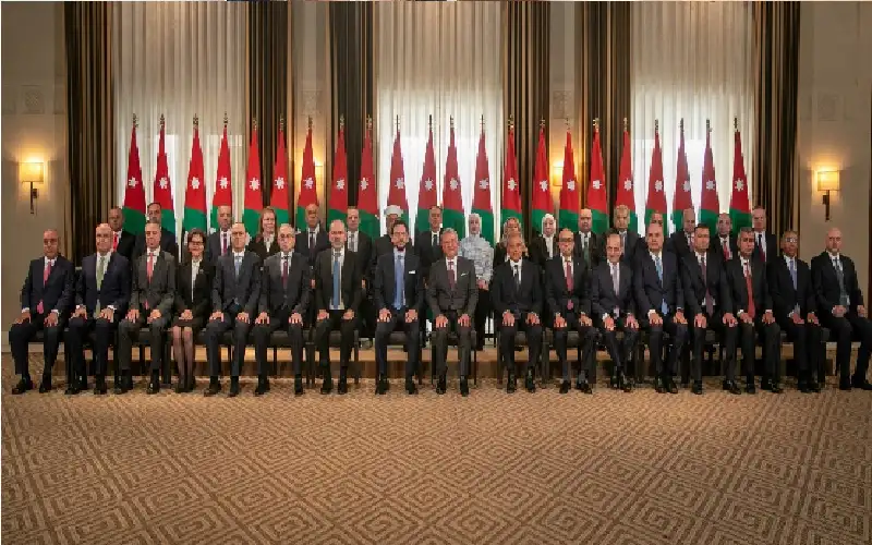 إرادة ملكية بالموافقة على تشكيل الحكومة