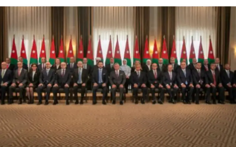 الحكومة تتقبل التهاني الجمعة