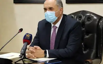 التلهوني يعود للحكومة بعد (مخالفة التباعد)
