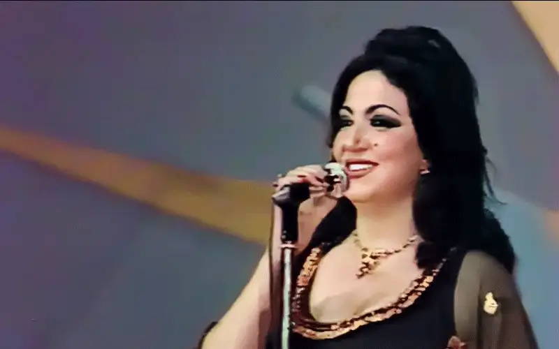 اختر الاجابة الصحيحة.. قالت سميرة توفيق