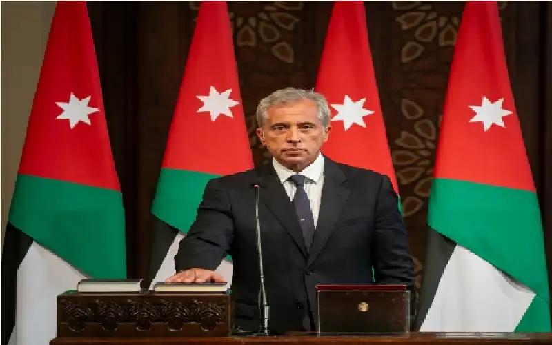 لإدامة قنوات للتواصل.. رئيس الوزراء يتواصل