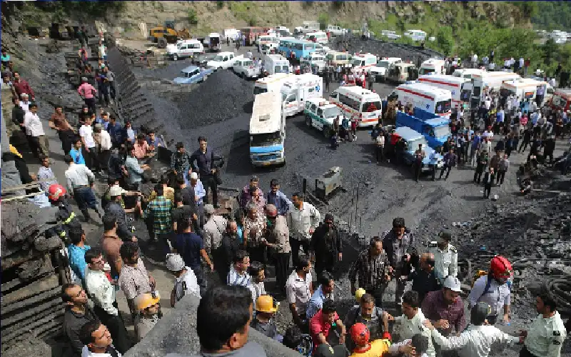 مصرع 30 شخصا على الأقل بانفجار