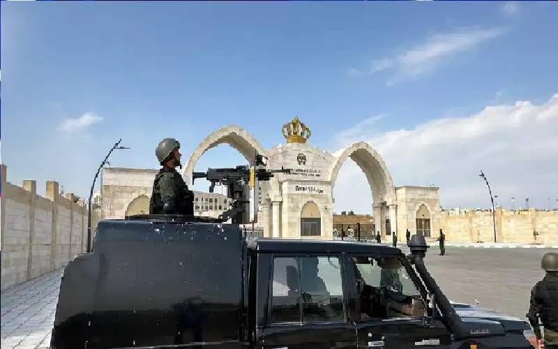 القوات المسلحة تحبط محاولتي تهريب مواد