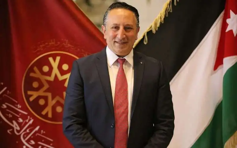 أبو رمان يدعو البنوك للالتزام باسعار