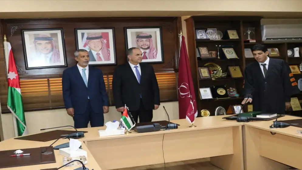 48 محاميا يؤدون اليمين القانونية أمام