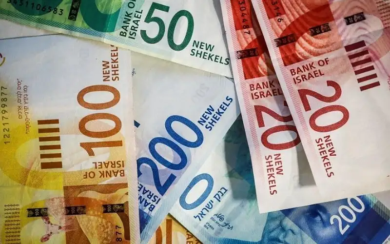بنوك إسرائيلية: زيادة كبيرة بتحويل المدخرات
